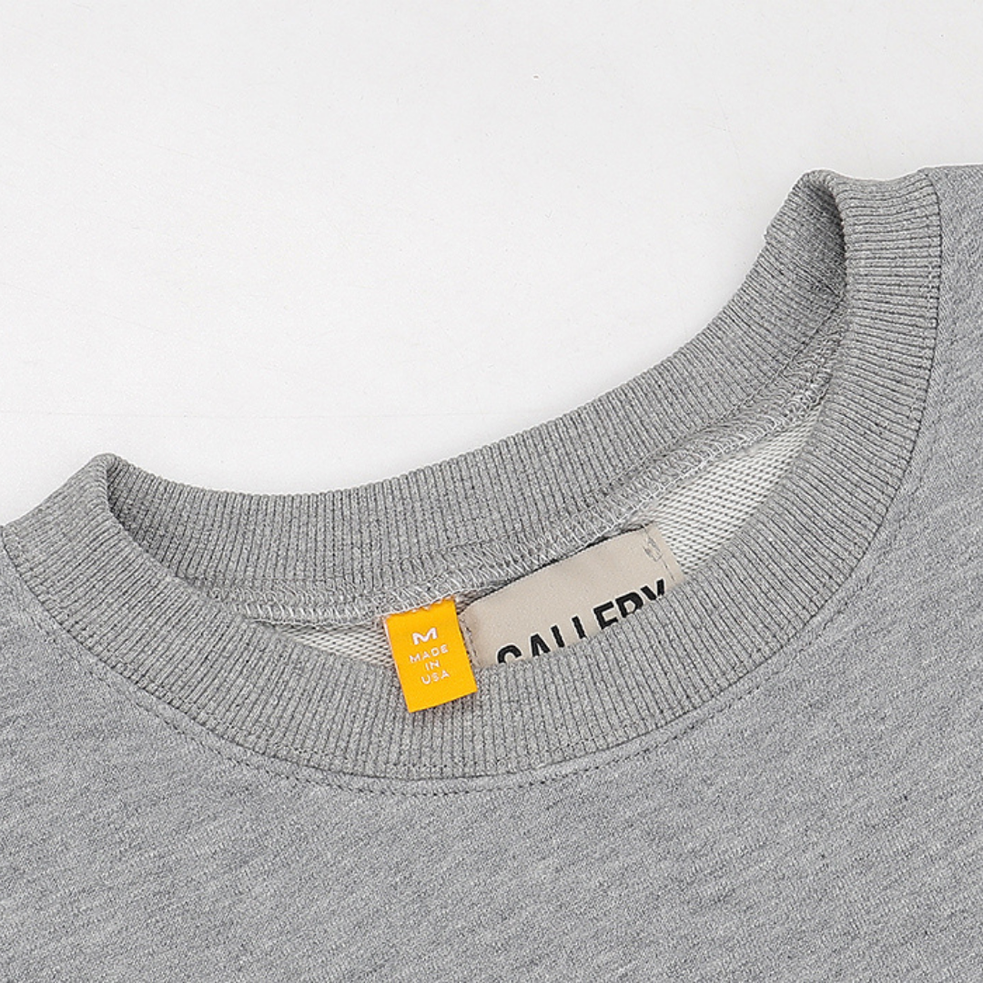 Sudadera con capucha Sleek Studio